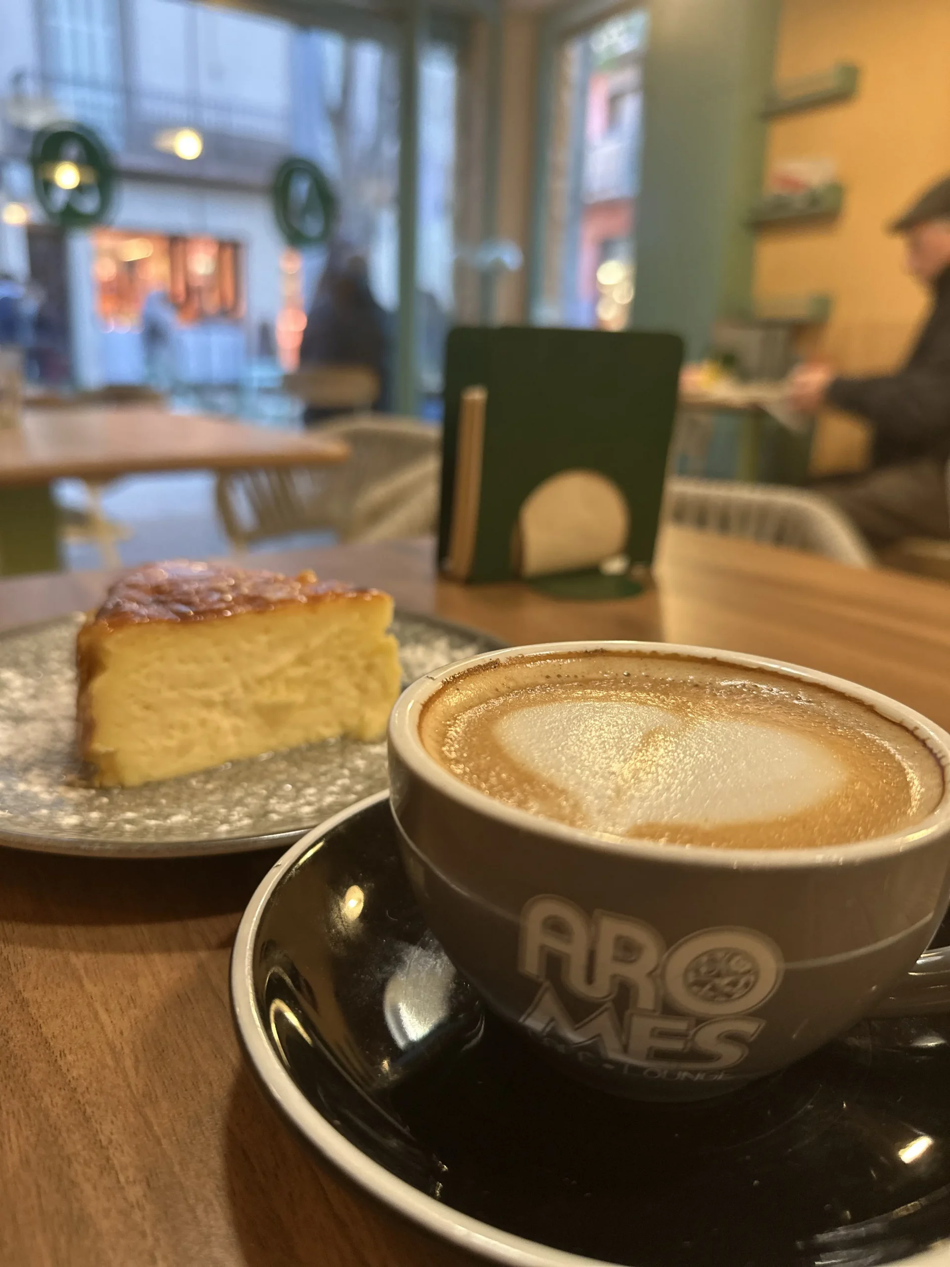 Café con leche en Aromes
