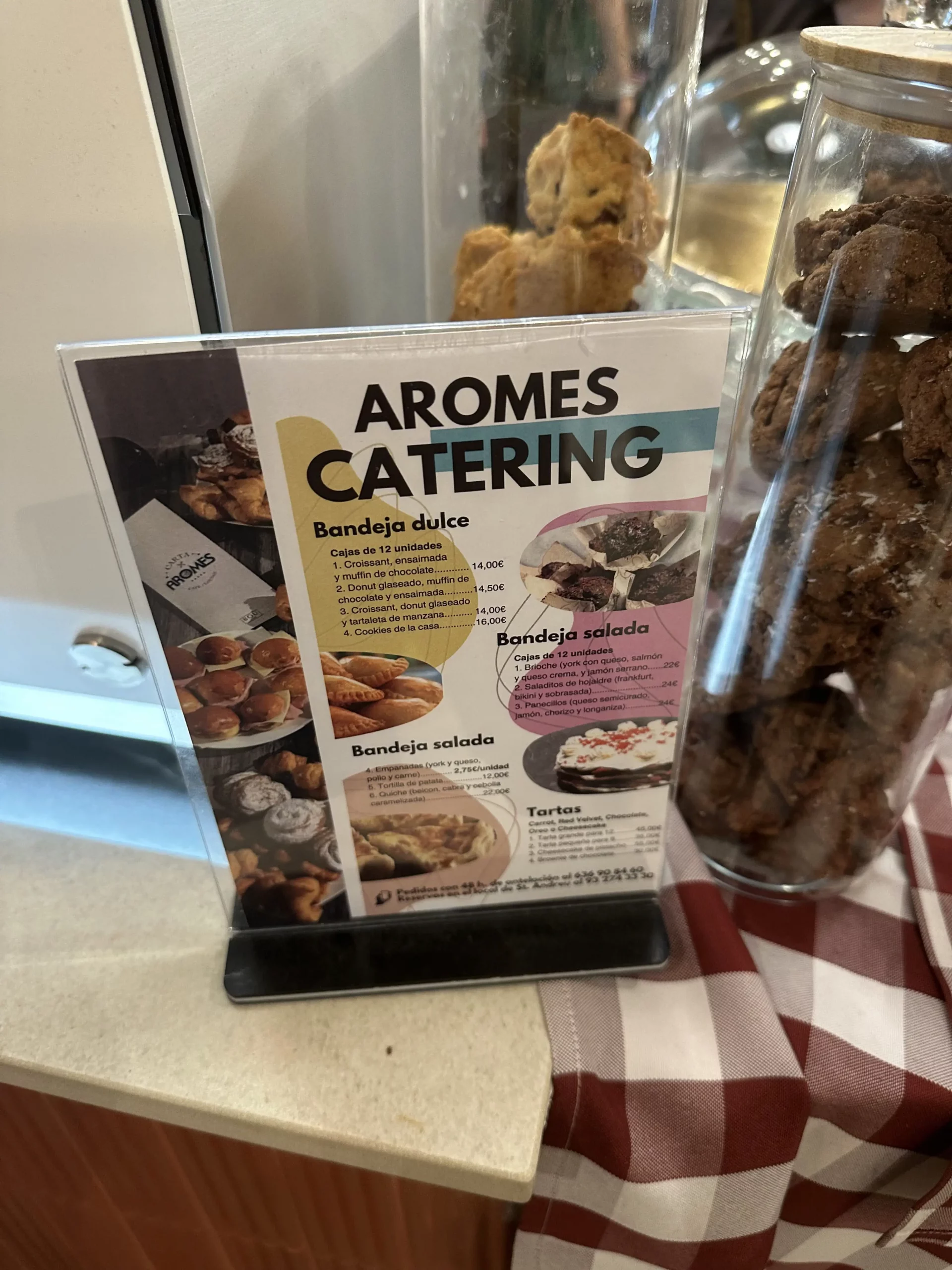 Opciones de catering y takeaway en Aromes Café Lounge